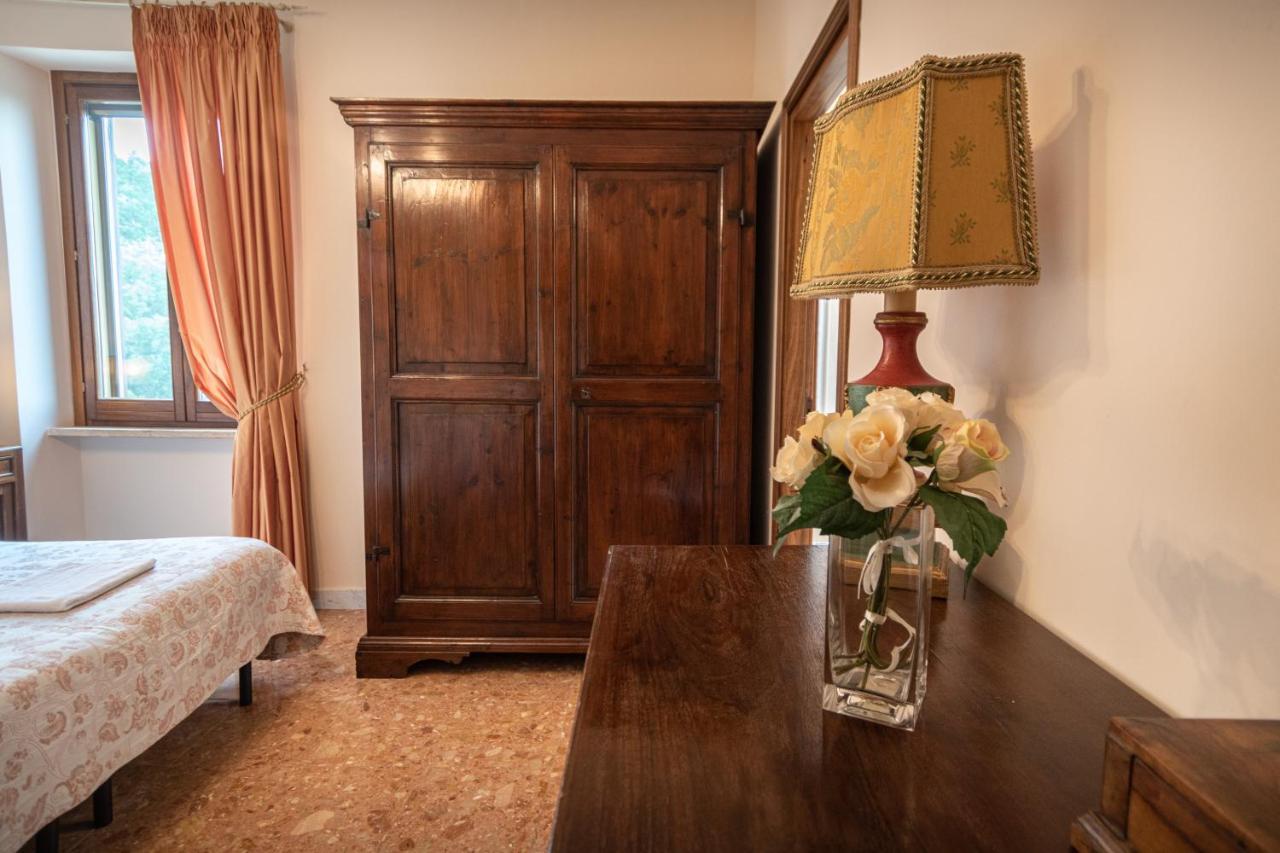 Agriturismo Villa Val D'Olivi Capodacqua  Bagian luar foto