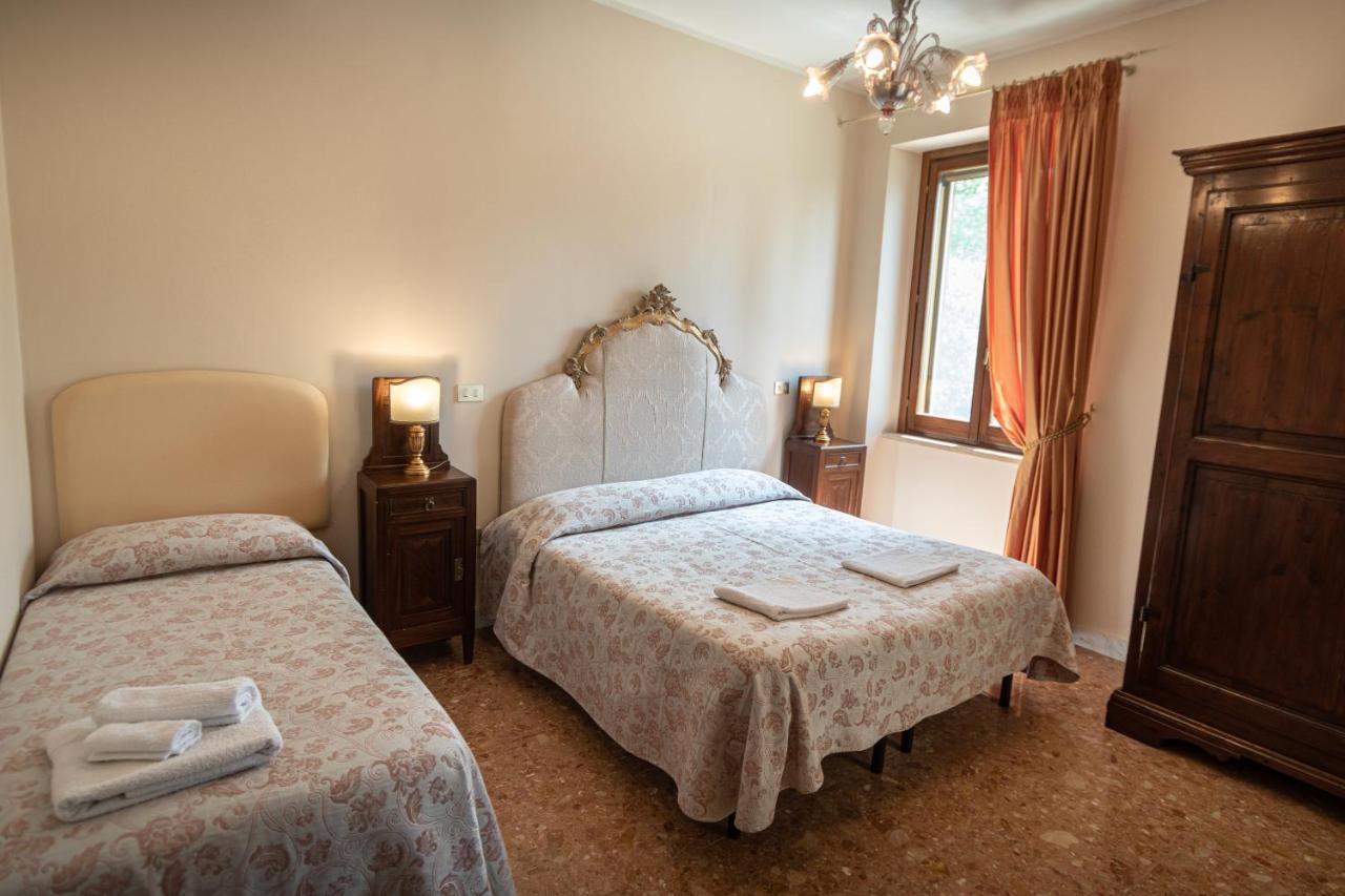 Agriturismo Villa Val D'Olivi Capodacqua  Bagian luar foto