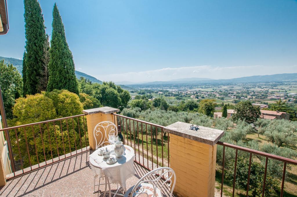 Agriturismo Villa Val D'Olivi Capodacqua  Bagian luar foto